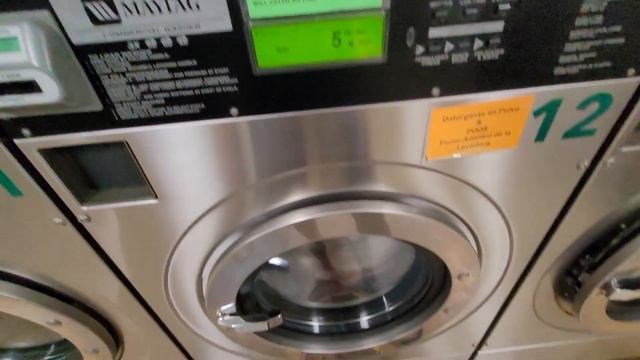 Как стирают белье в США? Американская прачечная) #стиркаодеждывсша #прачечныевсша #сша смотреть онлайн