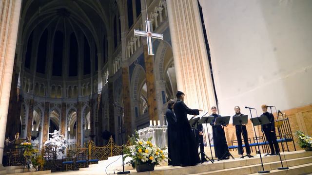 Cathédrale de Chartres - Magnum Mysterium (Ensemble vocal de musique sacrée) смотреть онлайн