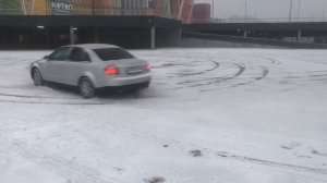 Ауди А4 Б6 1.8т Quattro 230