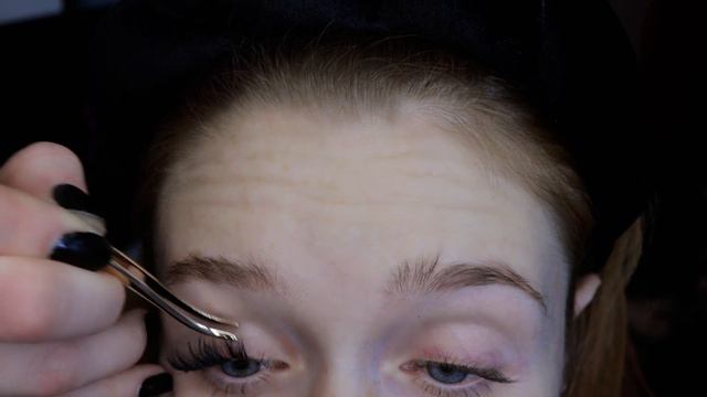 Как я наращиваю сама себе ресницы. Жизнь стала проще. смотреть онлайн