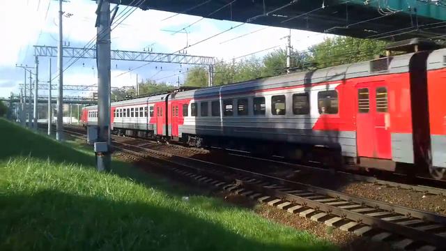 Пригородная электричка смотреть онлайн