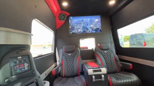 MK83 - Custom Black & Red VIP Sprinter Limo *Available to Purchase* смотреть онлайн