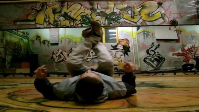 Брейк данс обучение Бочка (Munchmill) смотреть онлайн