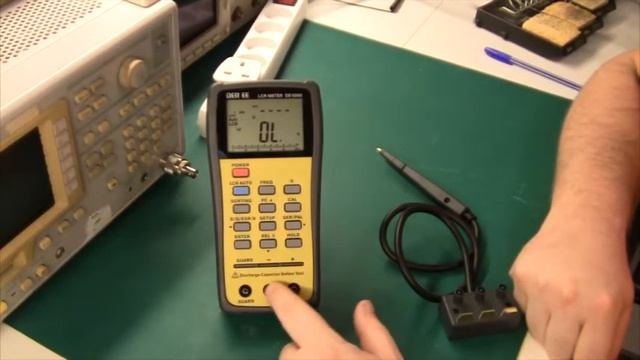 Review of DER EE DE-5000 LCR Meter смотреть онлайн