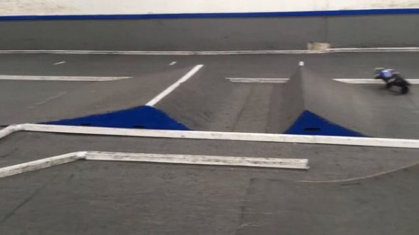 Compare Traxxas Slash HCG to LCG to ProLine ProTrac On Carpet with stock Slash Tires and Pin Tires