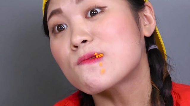 Hitschler Mermaid Rainbow Jelly Mukbang DONA смотреть онлайн