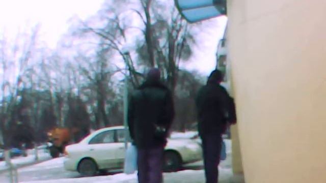 Посыпают тротуары 1 смотреть онлайн