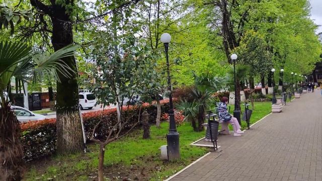 гуляем по Адлеру. кавказский базар, пляж огонёк. смотреть онлайн