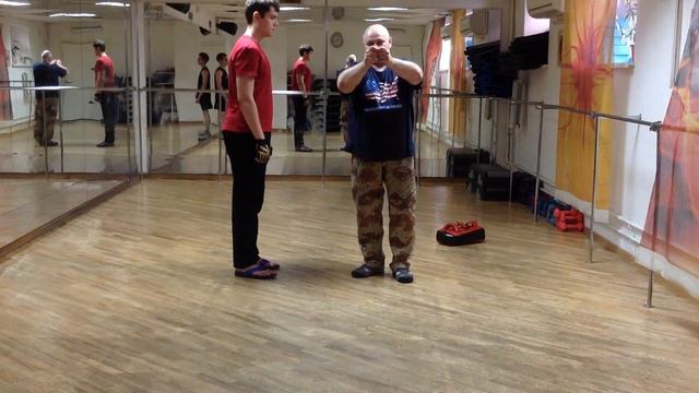 Удары руками смотреть онлайн