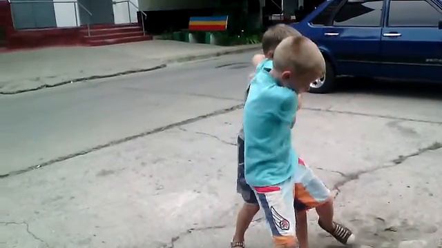 Не поделили девушку смотреть онлайн