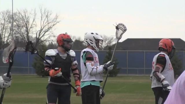Lacrosse Growing in Popularity Among Athletes in Schools смотреть онлайн
