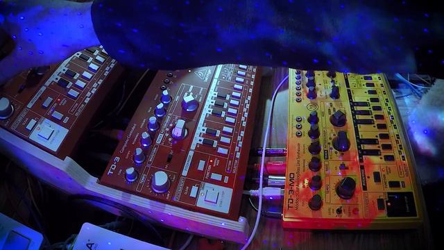 303 Day 2024-Roland TB-303 Appreciation Day live acid techno jam смотреть онлайн