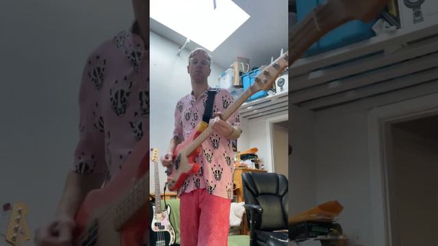 white lotus theme song cover by pink blob смотреть онлайн