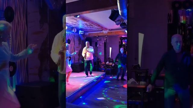 Клуб Инкогнито дискотека с живым саксофоном от DJSAX DMITRY