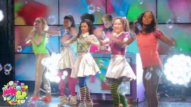 Erika Tham's Favourite Moment From Season One of Make It Pop Pt. 2 смотреть онлайн