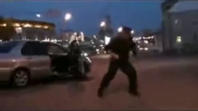 Гаишник 21 века!! танцы смотреть онлайн