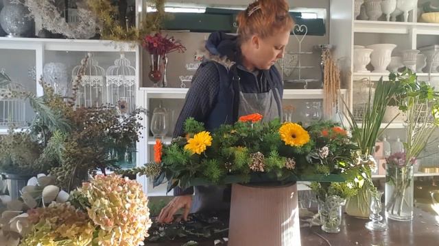 Table Garland | In oasis смотреть онлайн