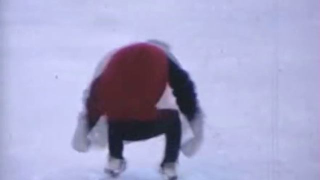 chimps on ice... смотреть онлайн