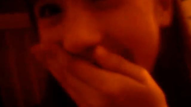 Челленж 24 часа под кроватью сестры! смотреть онлайн