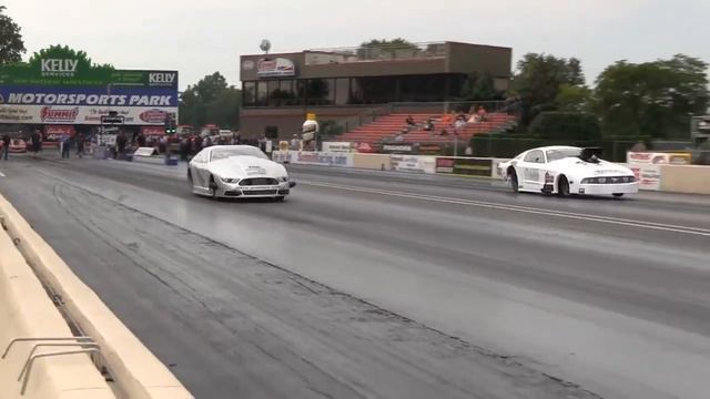 5.0 Coyote engine goes 200MPH 1/8 mile in NMCA Pro Mod with MMR's Mark Luton смотреть онлайн