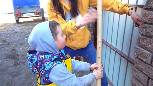 СИРЕНОГОЛОВЫЙ В РЕАЛЬНОЙ ЖИЗНИ на ферме. Камиль и квадроцикл смотреть онлайн