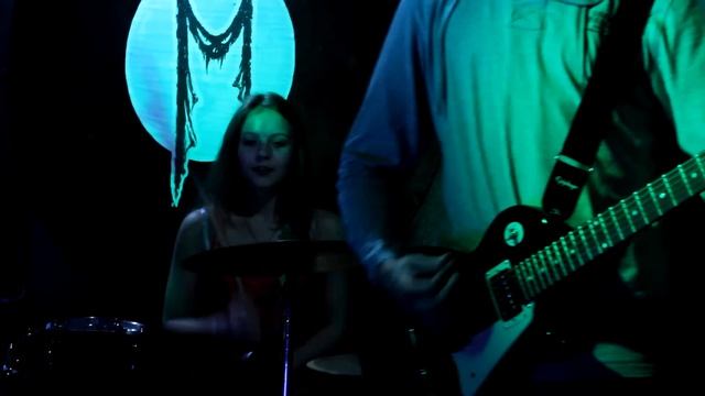 Тропы не врут - Пингвин | МеждоМедиа Групп смотреть онлайн