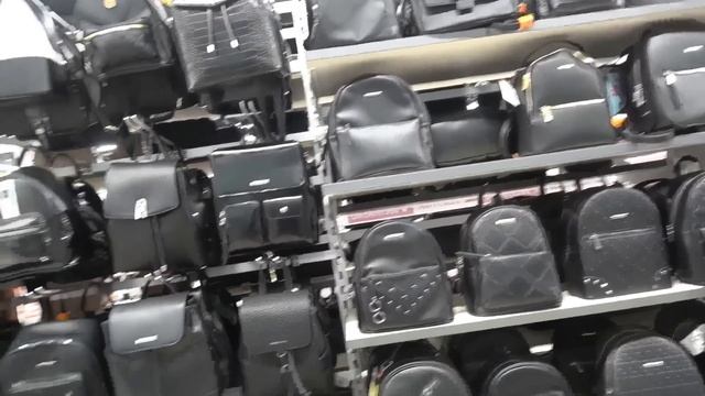 РАСПАКОВКА ПОДАРКА, ЧТО ДЕВЧОНКИ КУПИЛИ В ТЦ. ИЗВИНИТЕ ЗА ТАКОЙ ФОРМАТ ВИДЕО. 19.08.23. смотреть онлайн