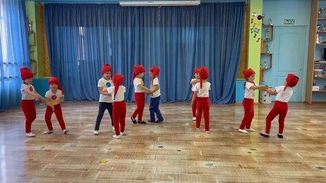 МДОБУ д/ с 120,г. Сочи. Веселые гномики. 2 младшая группа смотреть онлайн