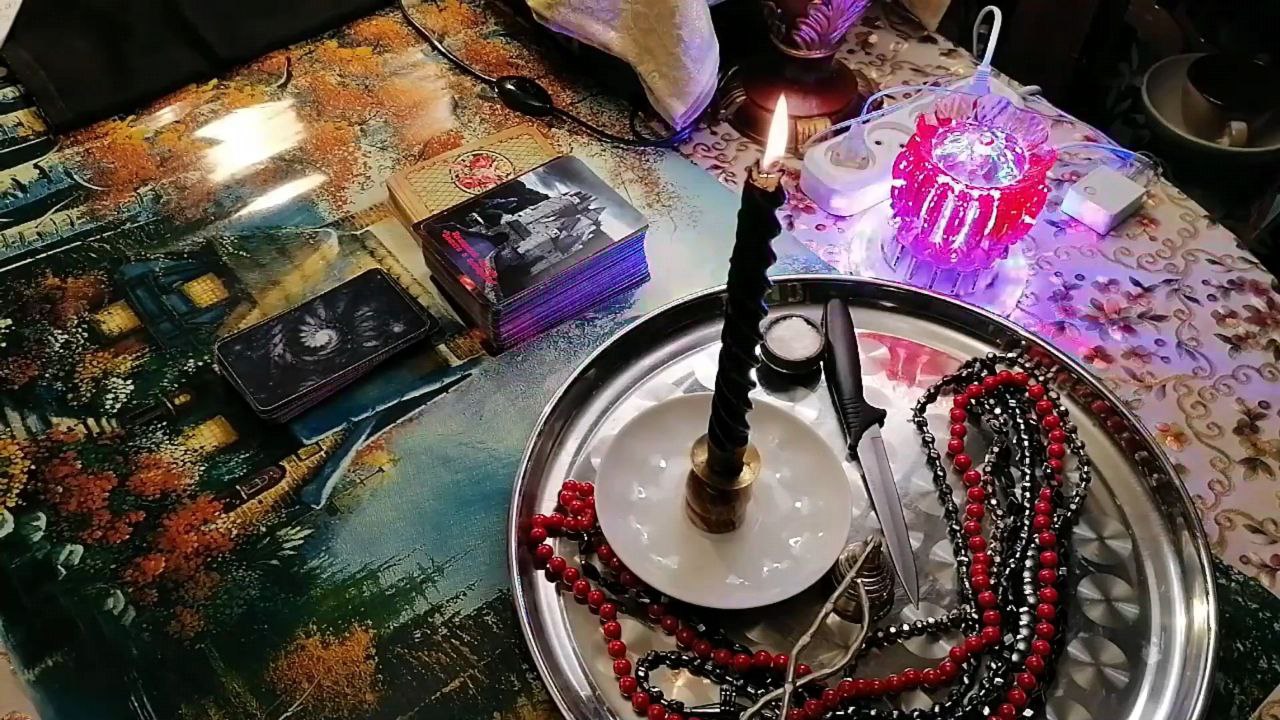 «КАРТИНА ЖИЗНИ». ФРАГМЕНТЫ ИЗ МОИХ РАСКЛАДОВ НА  ЛЮДЕЙ. 1 ЧАСТЬ. «ФАКЕЛ ГЕКАТЫ. ЛОЛИТА». Видео № 107