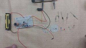 Хороший помощник для радиолюбителя. Универсальный тестер любых светодиодов и стабилитронов