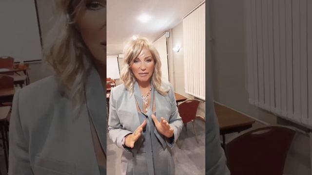 Хотите поднять продажи и привлечь клиентов ? Очень простой ритуал на прибыль ? смотреть онлайн