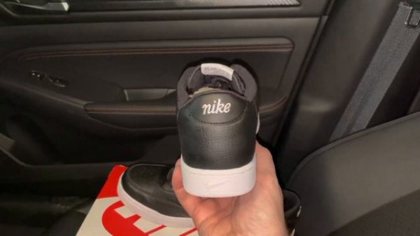 Nike Court Vintage Premium Black shoes