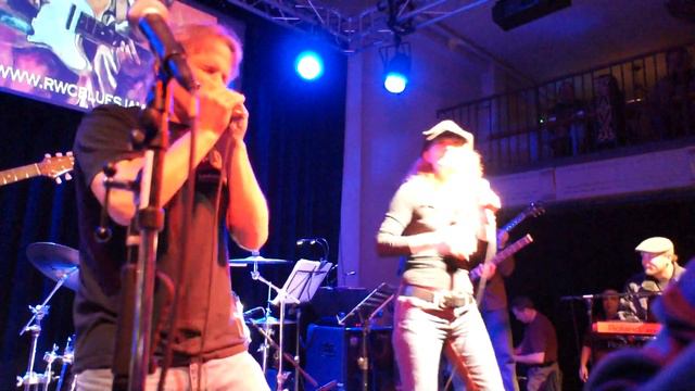 Amy Lou at Club Fox 2/29/12 смотреть онлайн