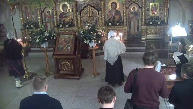 Ночная Литургия в честь Рождества Христова в Михаило-Архангельской Харлампиевской церкви смотреть онлайн