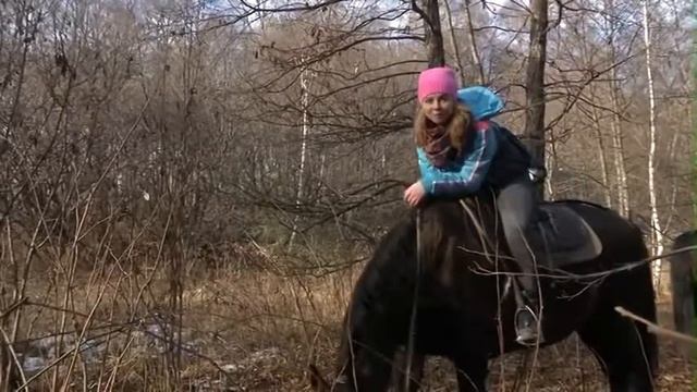 Даусуз. Конные прогулки смотреть онлайн