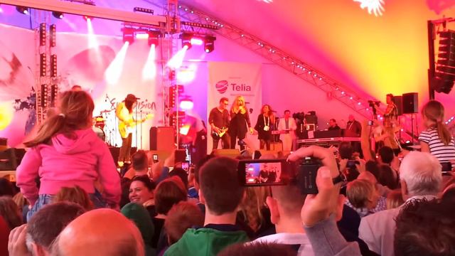 Bonnie Tyler in Malmö ESC 2013 Eurovision Village (Full song) смотреть онлайн