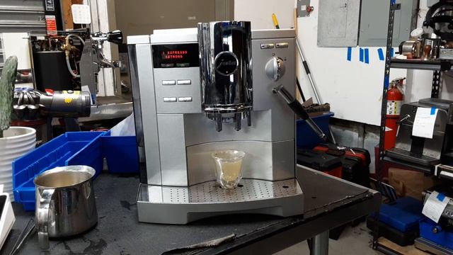 Tune-up - Jura Impressa s9 - 5706 test смотреть онлайн
