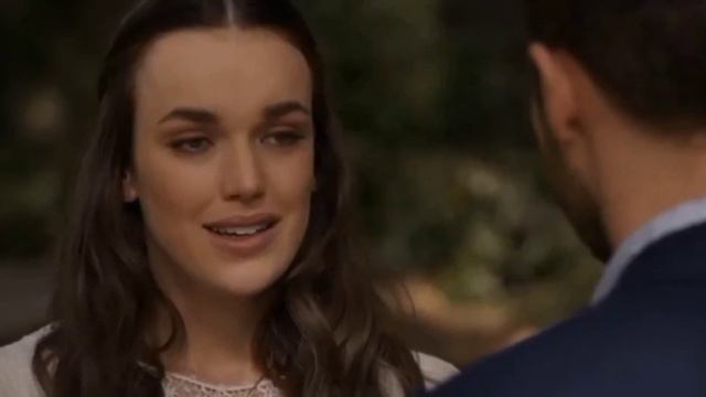 Fitz & Simmons Put A Little Love On Me смотреть онлайн