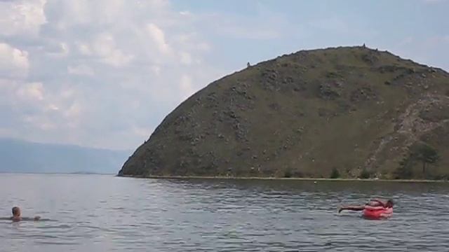 неудачный прыжок в Байкал смотреть онлайн