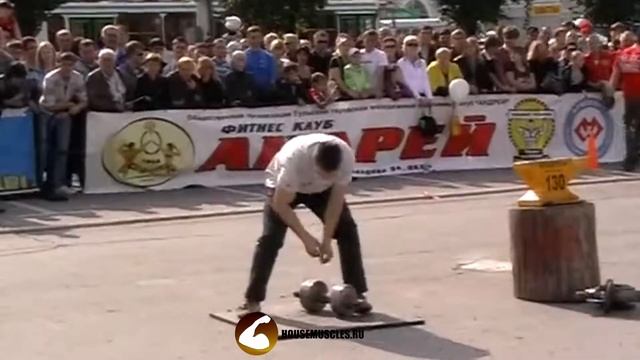 Силовой экстрим в Туле 2010 Я поднимаю 45 кг. смотреть онлайн