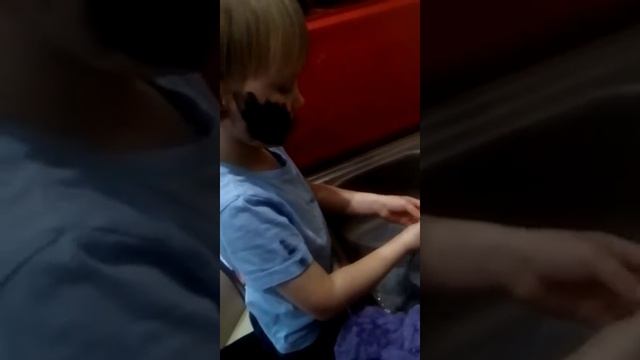 смываем краску с лица смотреть онлайн