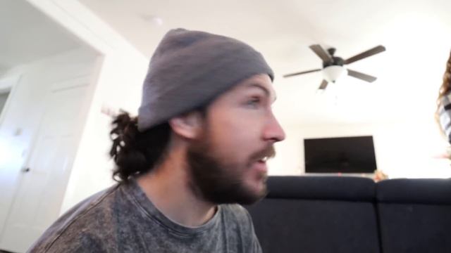 CHRiSTMAS MORNiNG Family Routine!! Navey’s First Santa Visit! Adley & Niko open presents! bye Snow смотреть онлайн