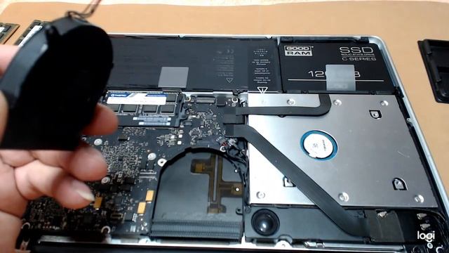 Cleaning Fann Apple MacBook Pro 13 Upgrade Memory Ram 16 Gb