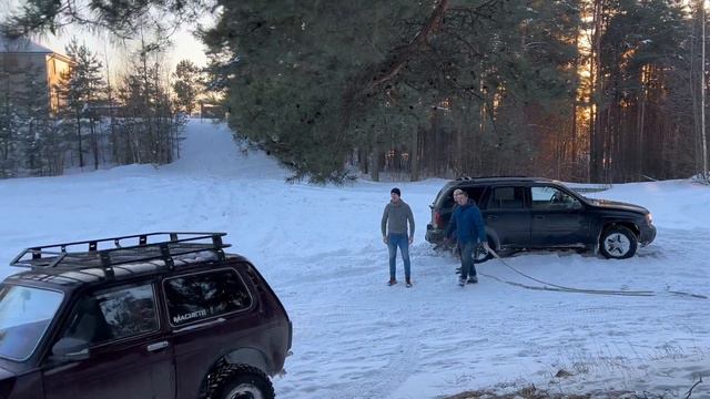 Снежные покатушки Лен. область, Разметелево, Колтушские высоты на неподготовленных машинах. смотреть онлайн