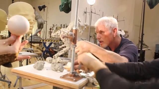 Real Human Sculpture by Richard MacDonald. Featuring Viktor Kee смотреть онлайн