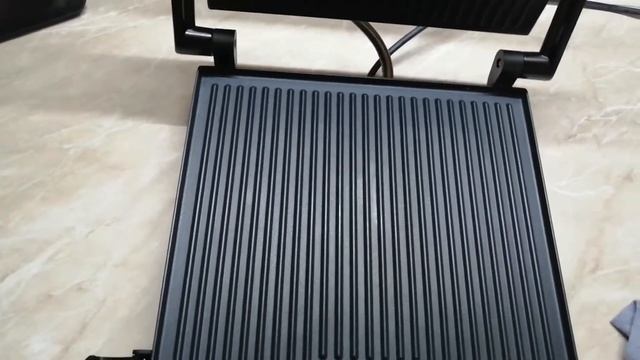 Мини обзор на гриль-барбекю электрический Tefal Panini Grill GC241D38. смотреть онлайн