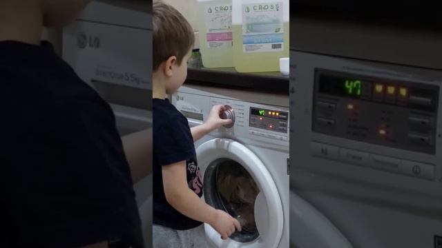 Гель для стирки и кондиционер CROSS который отлично стирает ! смотреть онлайн