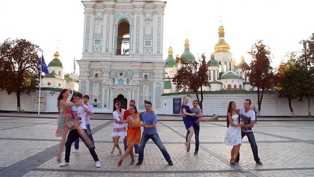 Samba de Gafiera Flashmob - Kyiv 2015 смотреть онлайн