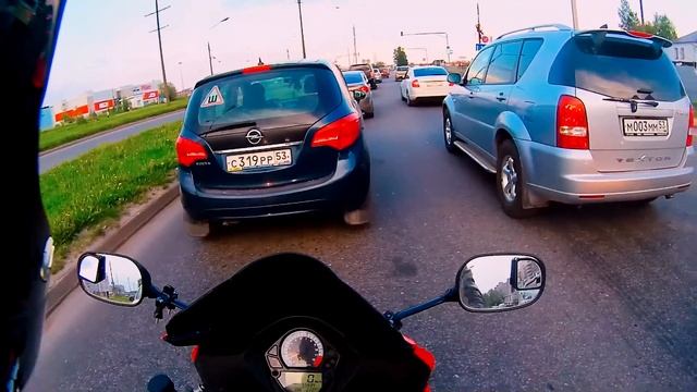 Странные встречи, эпизод 15, в междурядье и вправду пускают. смотреть онлайн