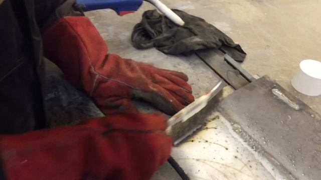 Спрей СВАРТОН ЗАЩИТА.